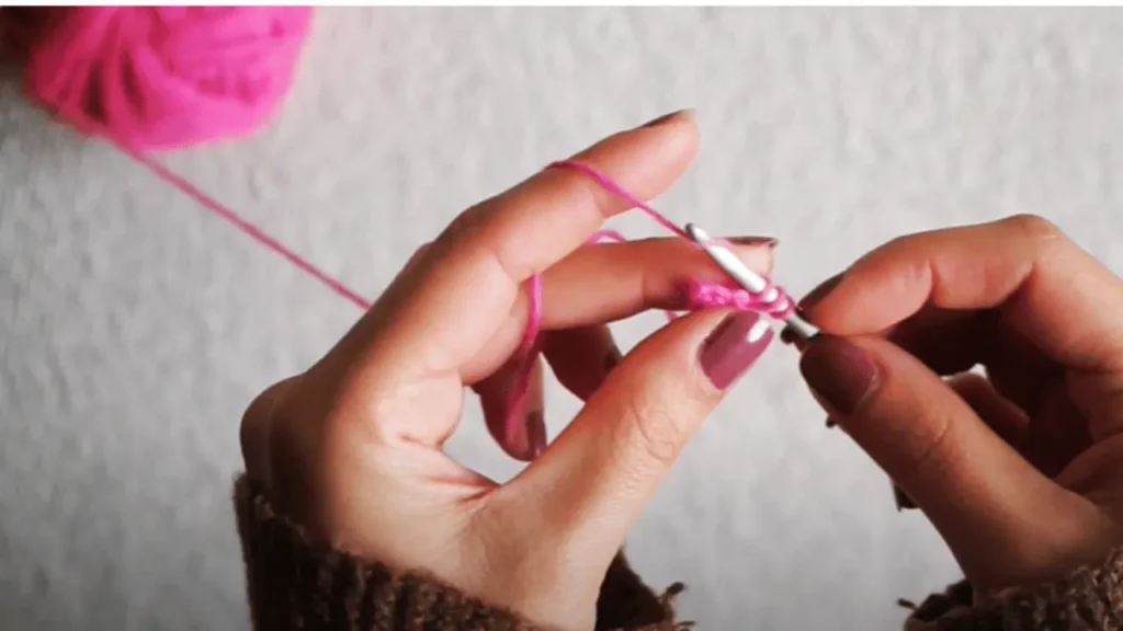 How To Crochet A Mini Scarf For Beginners? [Step-By-Step With Image]